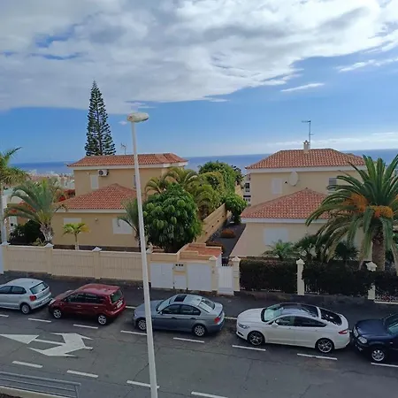 Villa-costaadeje-3br-balcony-wifi-parking アデヘ
