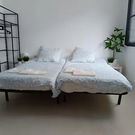 Villa-costaadeje-3br-balcony-wifi-parking ヴィラ アデヘ